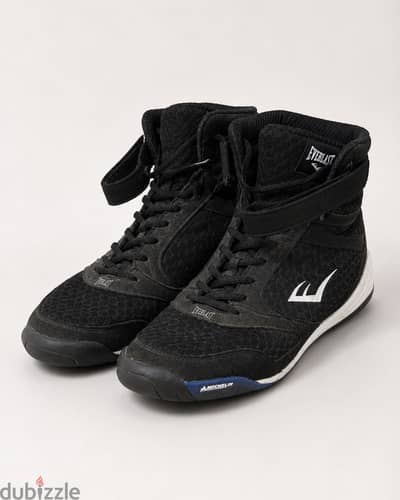 Everlast Elite high-top boxing shoes for sale.