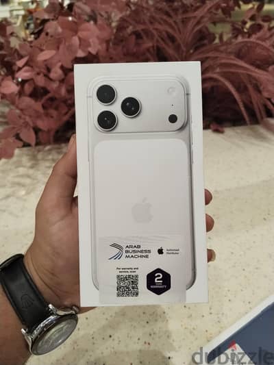 آبل - آيفون 17 برو ماكس