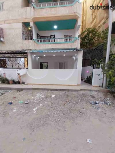 شقه ارضي في الإسكندرية شاطئ النخيل بجوار الخدمات موقع سكني ممتاز شامل الخدمات