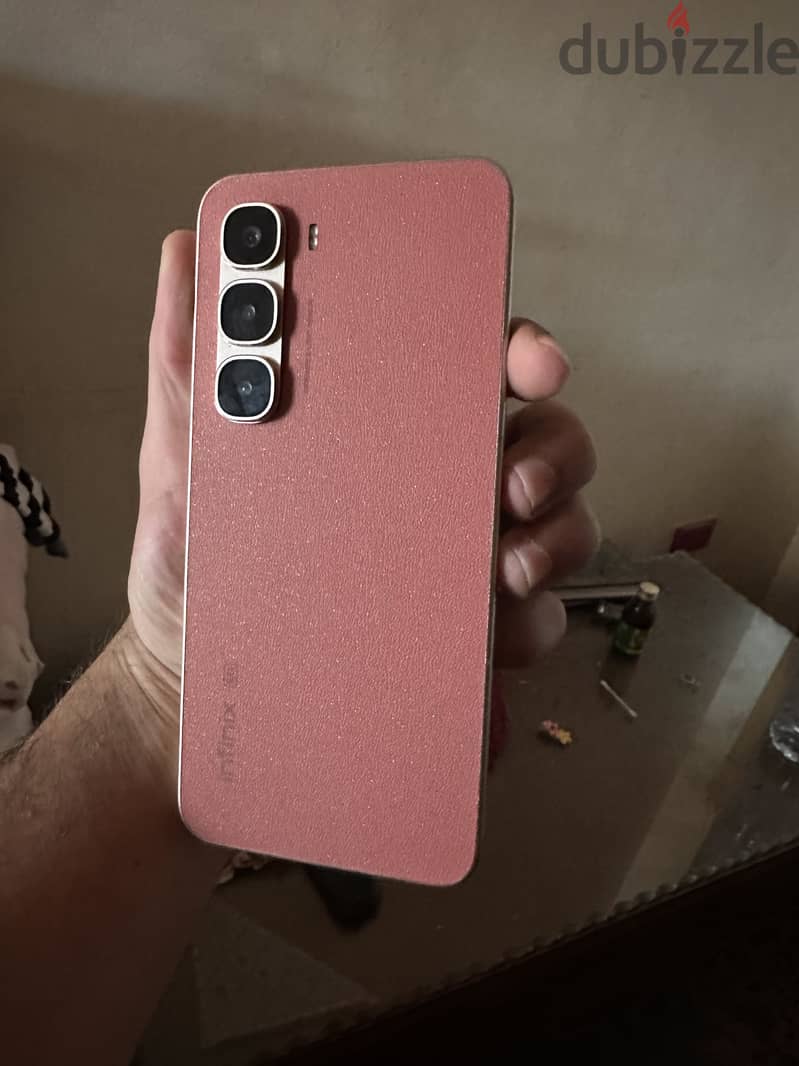 Infinix Note 12 Pro 4