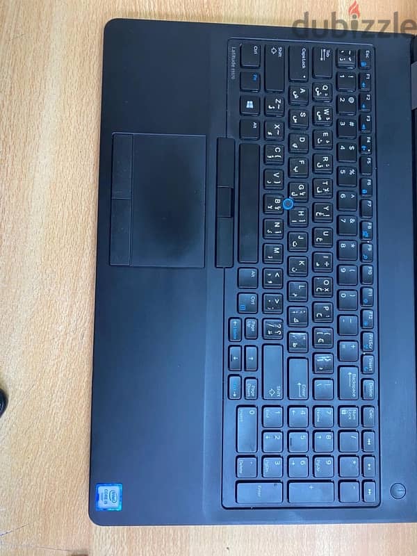 Dell Latitude E5570 4