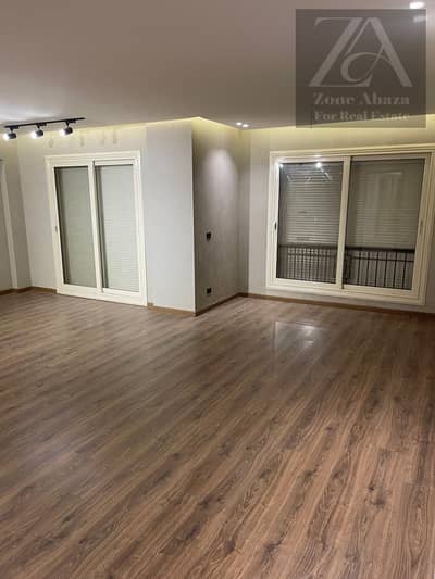 Apartment for rent, first occupancy, semi-furnished with appliances, ultra-super-lux, gas, Stone Residence Compound, Katameya, Cairo, 3 bedrooms