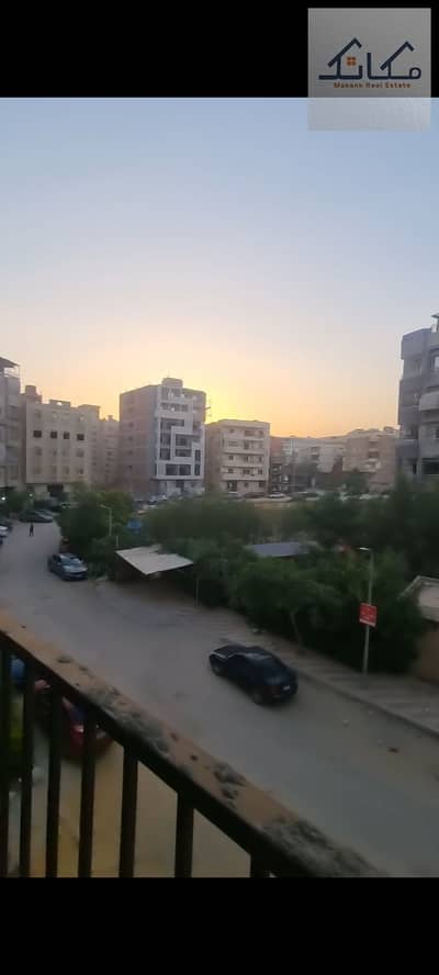 شقه للبيع فيو بحري واسع استلام فوري