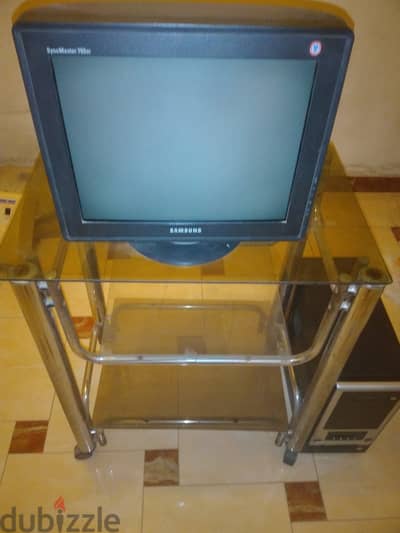 شاشة سامسونج و كيسة للبيع Samsung Monitor and CPU for sell