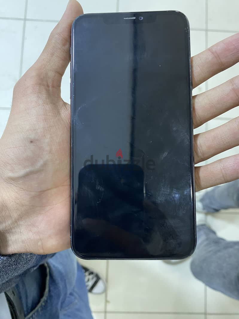 Apple - iPhone 11 Pro Max 4