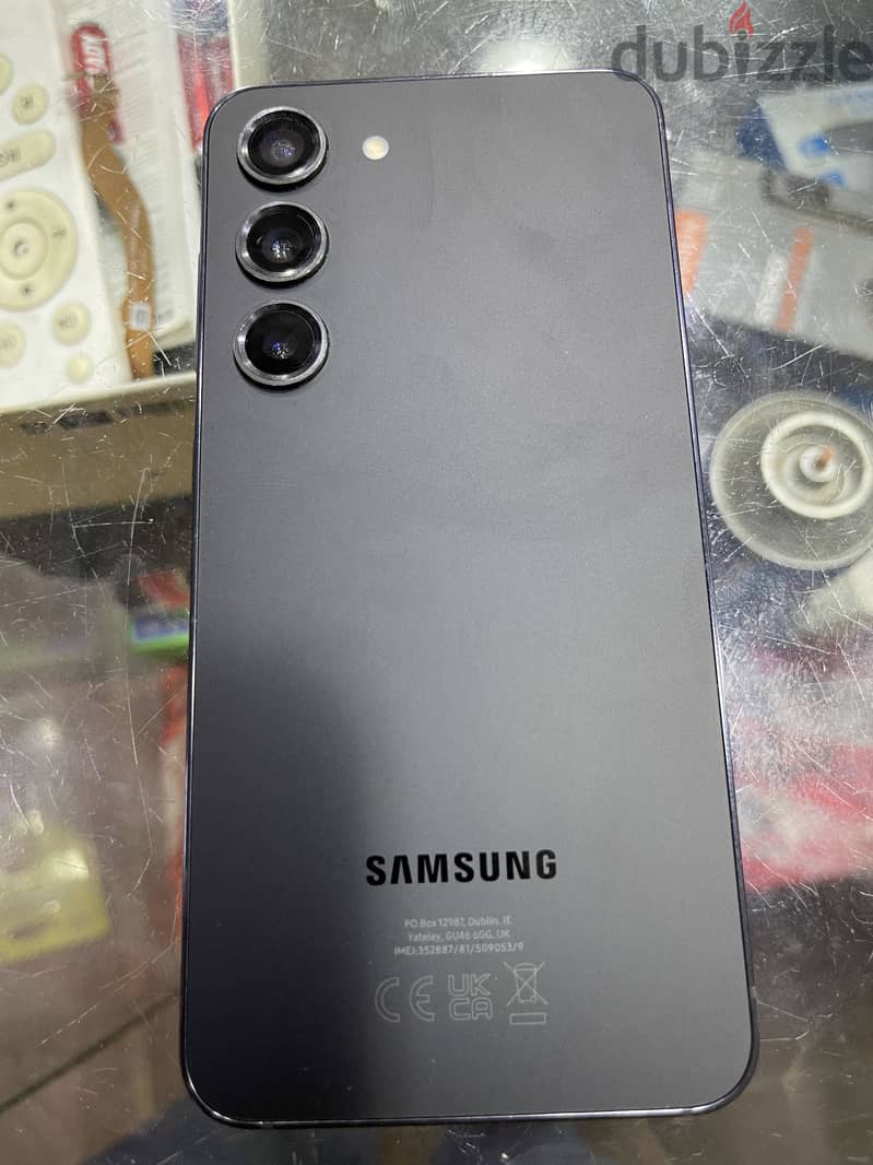 Samsung S23 4