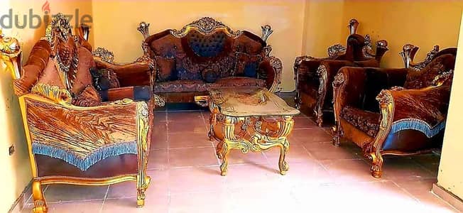 اثاث صالون ذهبي