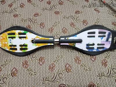 سكيت بورد ويف بورد (Waveboard) بحالة ممتازة للبيع