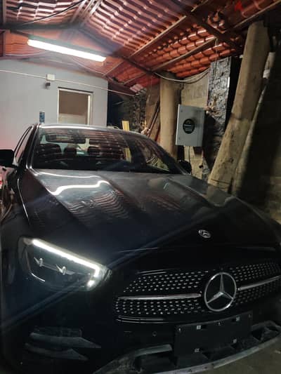 Mercedes-Benz E200 2023