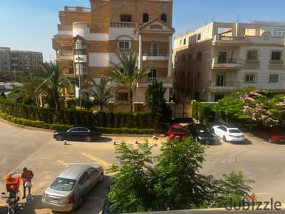 Apartment in Al-Banasij in the Fifth Settlement
