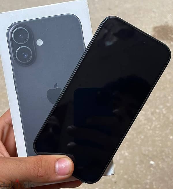 iPhone 16 1