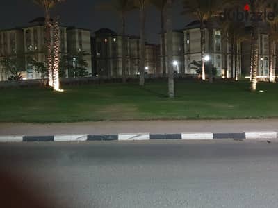 شقه بحري للبيع موقع مميز فيو جاردن