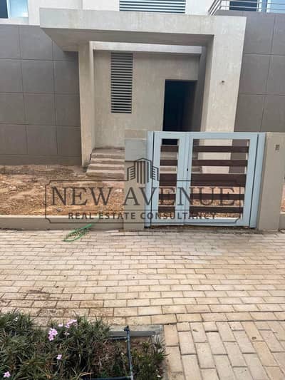 اقل سعر في السوق فيلا مستقلة 800SQM موقع متميز يطل علي مساحة خضراء استلام فوري بالم ڤالي-بالم هيلز-palm valley-palm hills