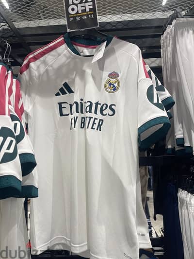 Real madrid kit home 2027 Original  size Xs  Uk