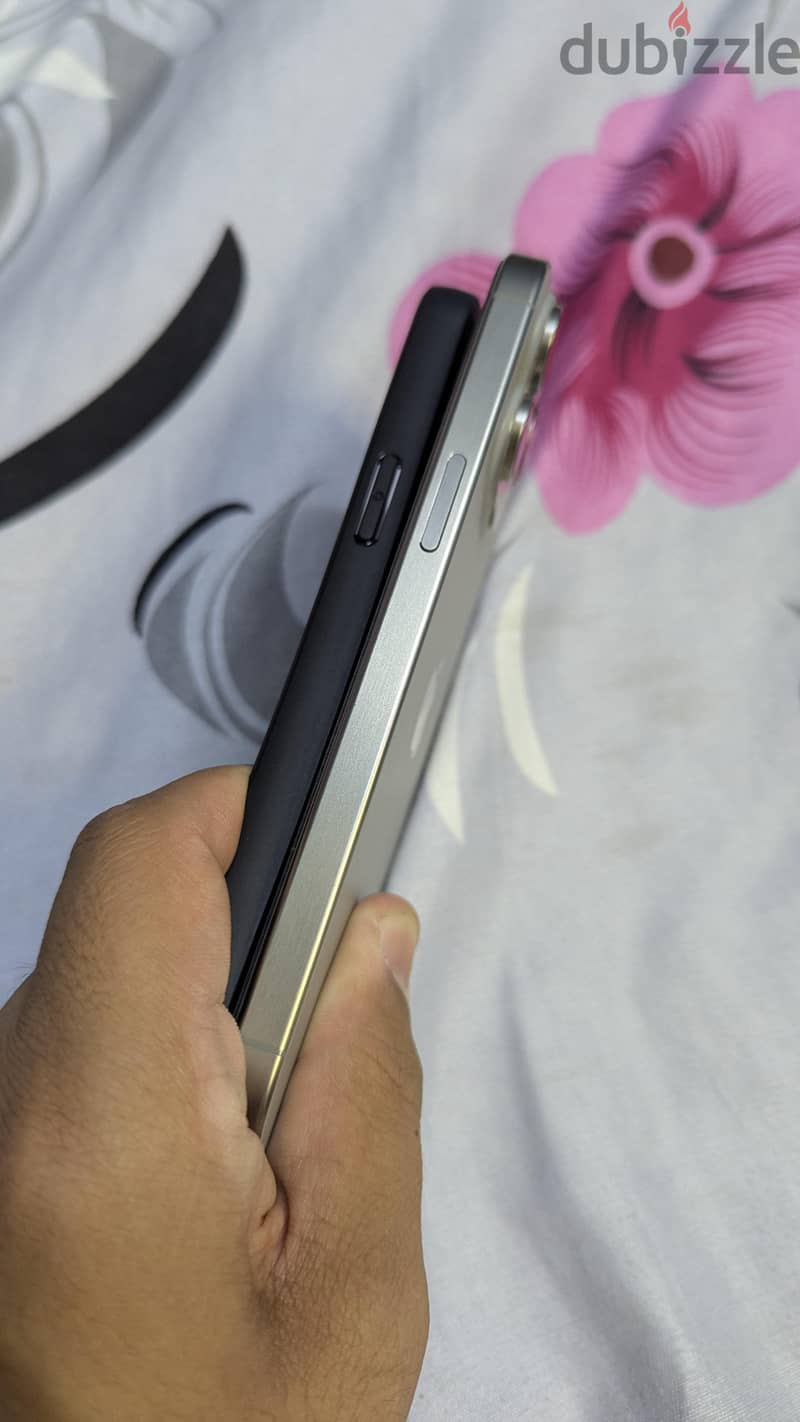 Apple - iPhone 15 Pro Max 2