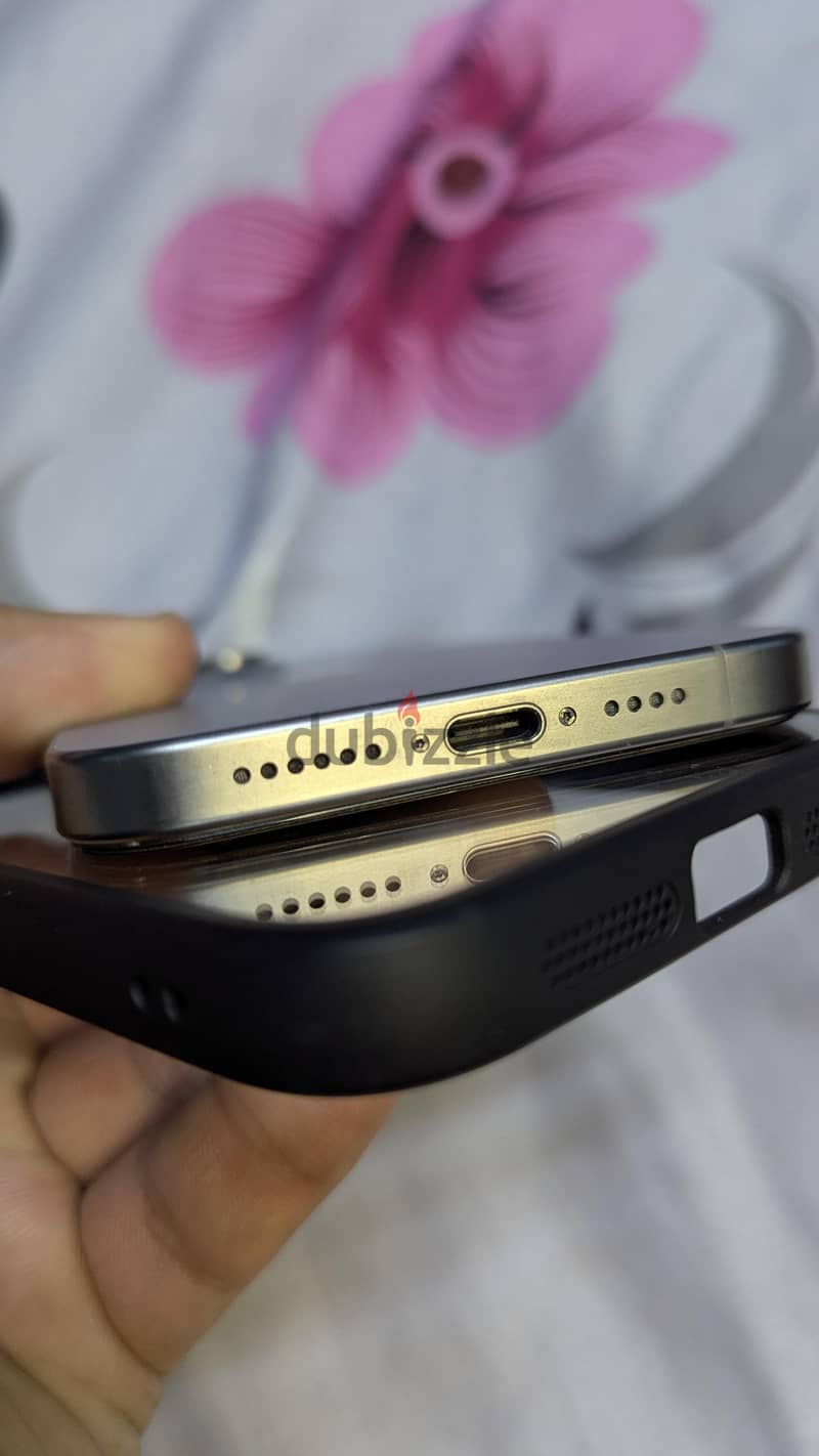Apple - iPhone 15 Pro Max 4
