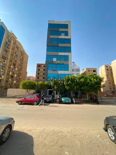 مبني اداري للايجار في المعادي ١٦٠٠متر رخصه اداري