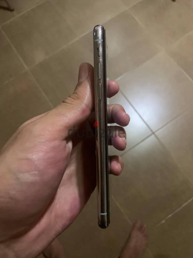 Apple - iPhone X 1