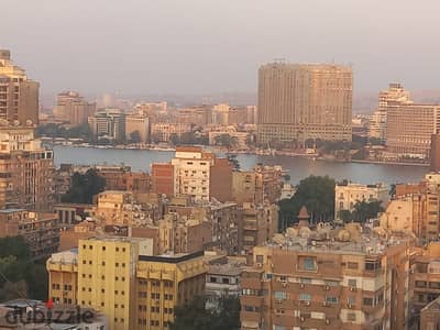شقة فندقيه مفروشة تشطيب فندقي فيو رائع للسكن الراقي والمميز بالدقي