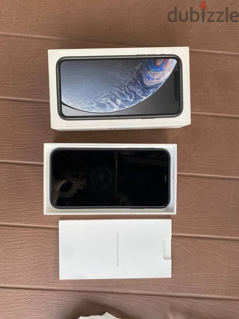 Apple - iPhone XR 1