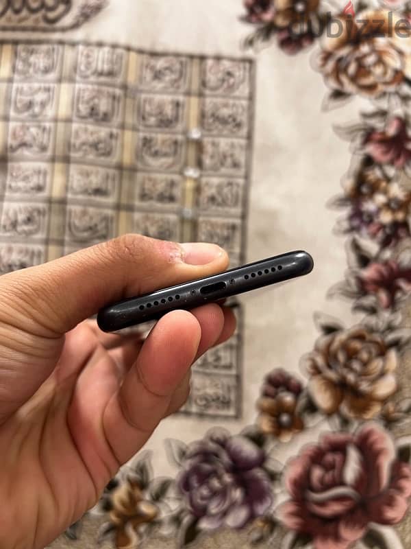 iPhone 11 6
