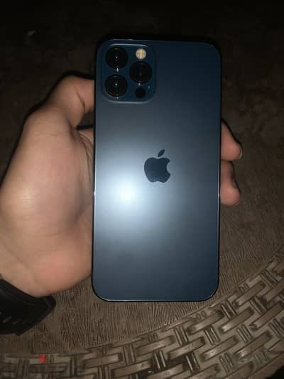 آبل - آيفون 12 برو