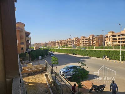 شقة مميزة بسعر مميز للبيع كمبوند الخمايل Khamayel Compound  الشيخ زايد تشطيب خاص استلام فورى برايم لوكيشن