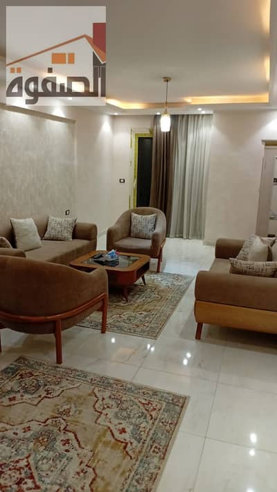 Furnished apartment for rent, Italian district