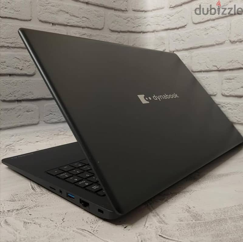 Dynabook c50 pro 3