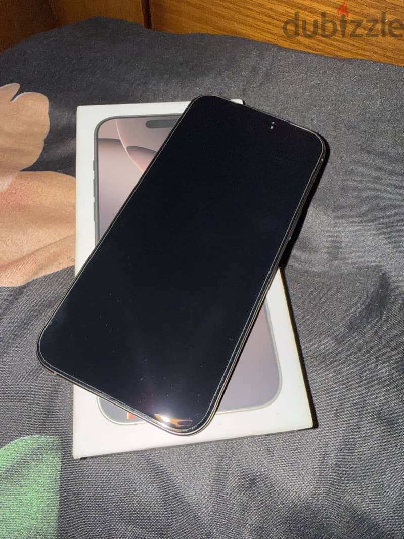 Apple - iPhone 16 Pro Max 2