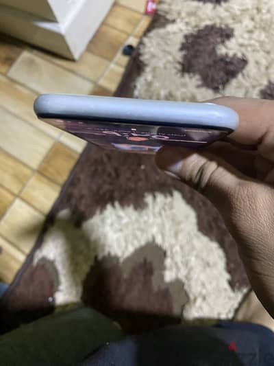 Apple - iPhone XR