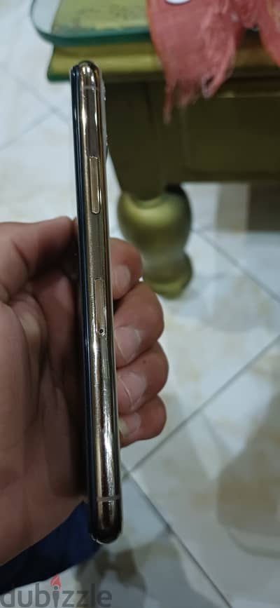 آبل - آيفون 11 برو