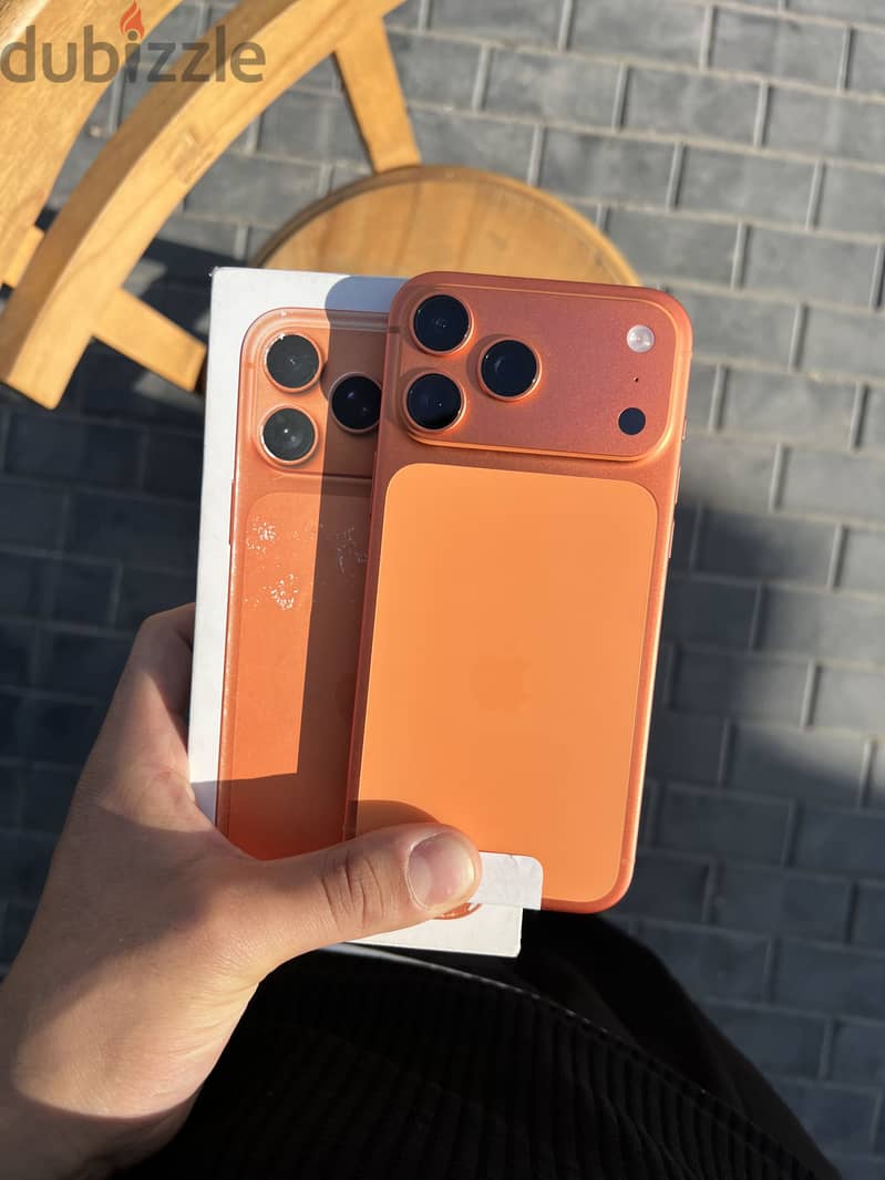 Apple - iPhone 17 Pro Max 1