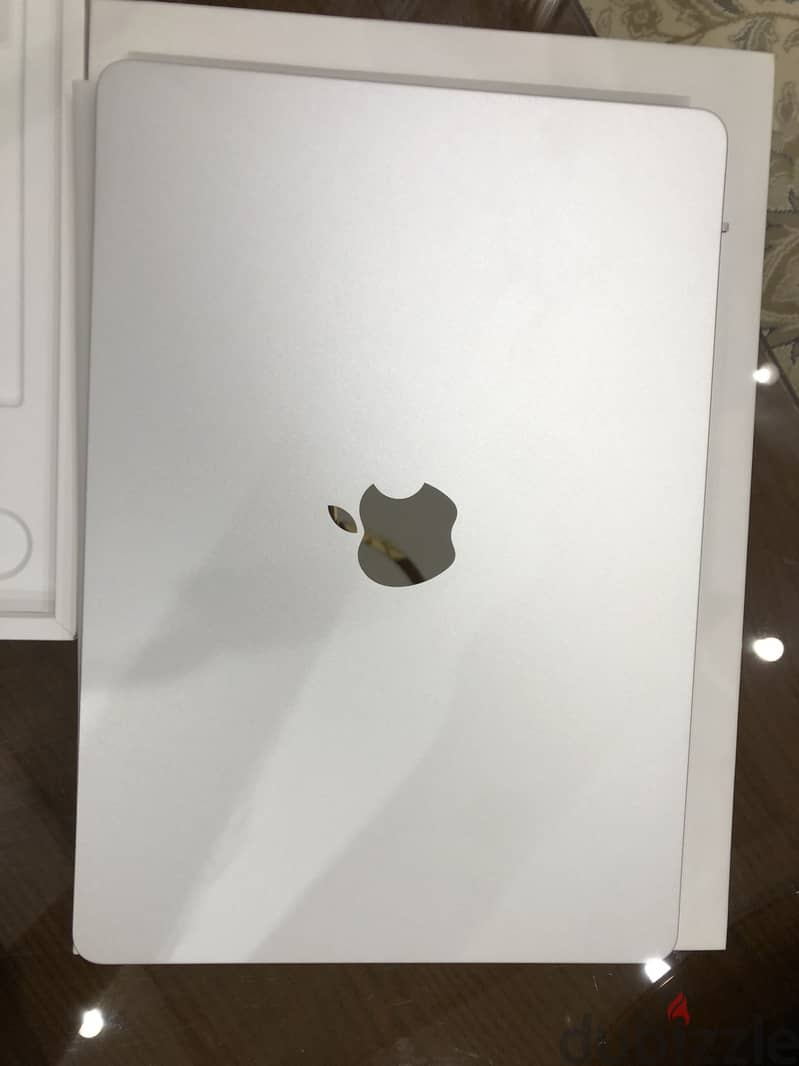 Macbook Air M2 8 GB - 512 GB 3