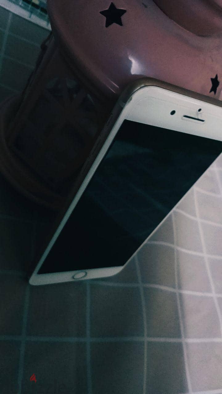 Apple - iPhone 8 Plus 2
