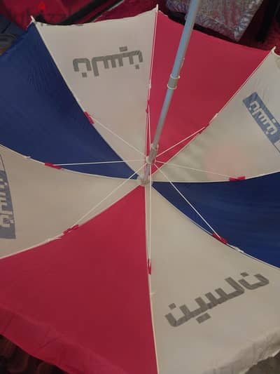 شمسيه بحر بلاستيك  استخدام مره