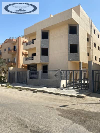 فيلا للبيع الشروق الحي السابع  بريم لوكيشن  بالقرب من الحامعة الفرنسية والمسجد الكبير  بريم لوكيشن اوبن فيو