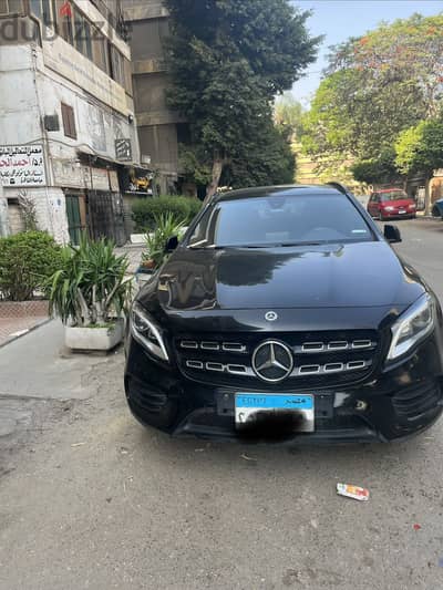 Mercedes-Benz GLA 200 2019