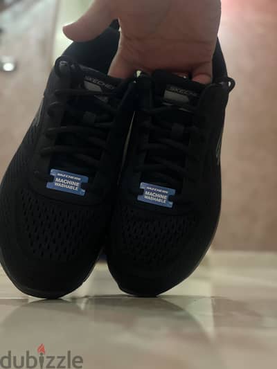 Skechers اسكتشير