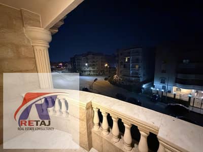 شقه مفروشه في التجمع الخامس في اللوتس الجنوبيه قريبه جدا من الجامعه الامريكيه بمساحه 180 بفرش الترا سوبر لوكس بفيو جامد جدا بسعر 36000 شهريا