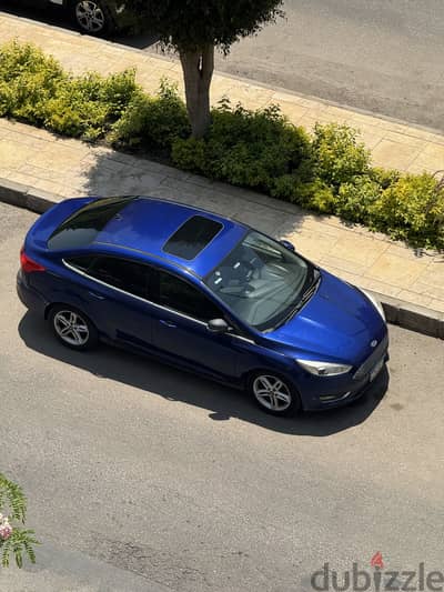 Ford Focus Titanium 2018 استعمال طبيب فبريكة برة و جوة