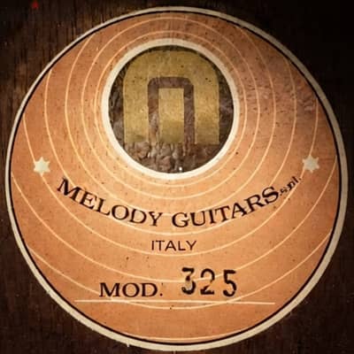 لعشاق النوادر والمقتنين  " جيتار Melody 325 إيطالي فينتاج "