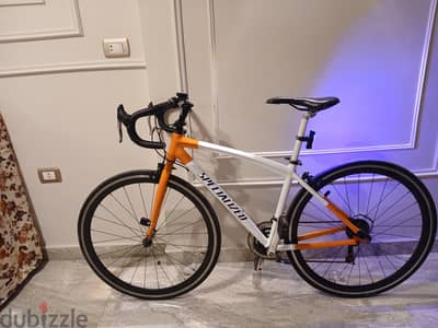 عجله رود المونيوم  عليها سكن specialized  جامد