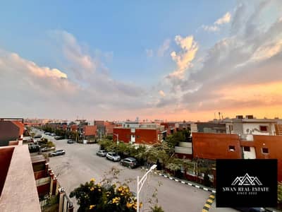 Ultra Super Lux 196m Townhouse for Sale at Continental Residence. 4BR, 250m Plot, Prime Location & Maximum Privacy