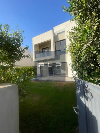 بسعر مميز استلم تاون هاوس ريسيل استلام قريب  في البروج الشروق بفيو علي لاند سكيب - Al Burouj Compound