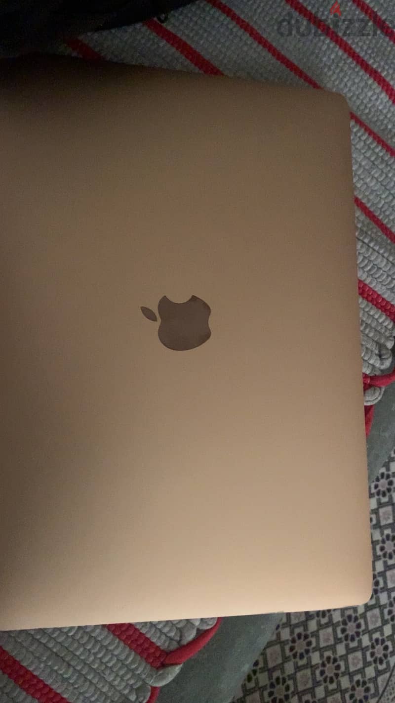 MacBook Air 2020 core i3 3