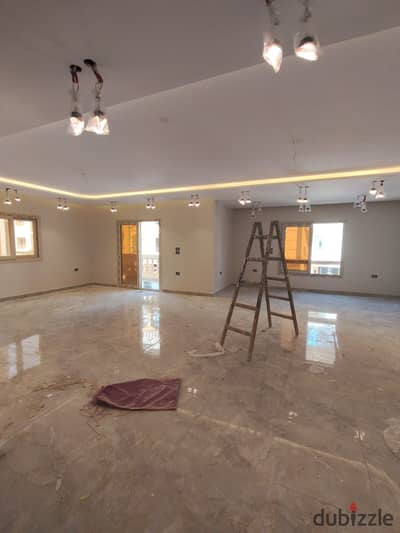 Ultra Lux Apartment First Residence 265m in Sheikh Zayed Compound