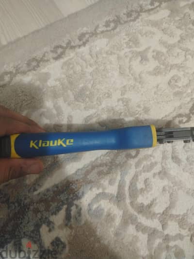 مكبس ترامل مستعمل بحالته