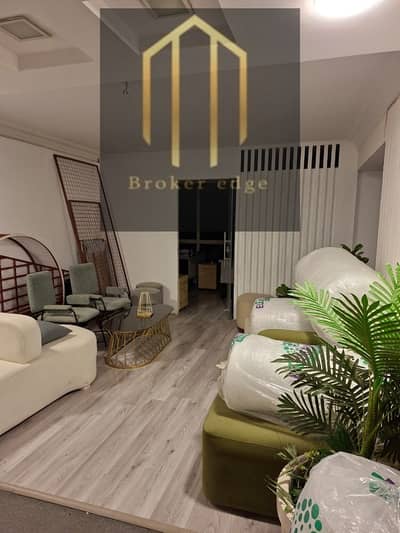 Office space for rent on Revolution Street, area 350 meters with air conditioning