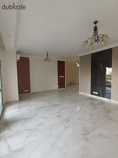 Apartment for Rent in The Courtyard – Beverly Hills | Kitchen, Appliances & ACs Included